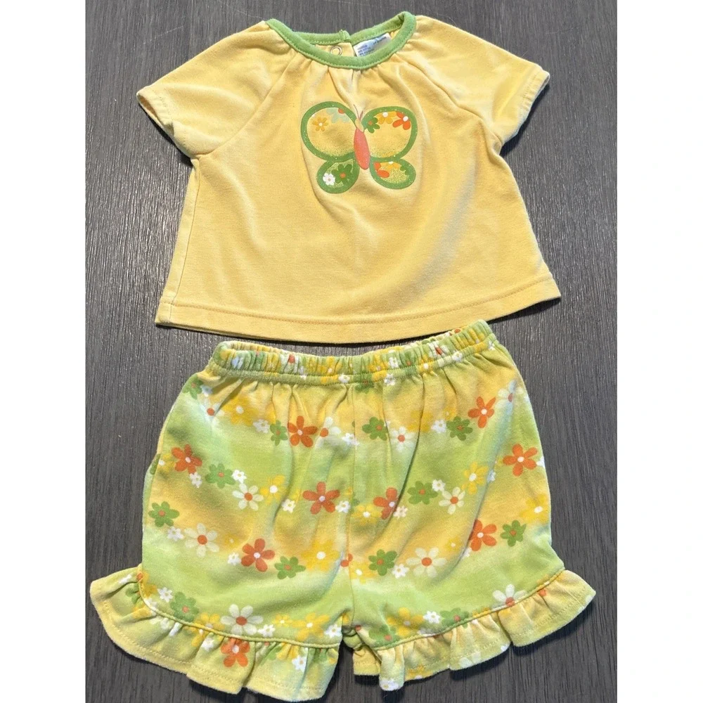 Vtg Simply Basic Baby Girl Sz 3-6 Months Shirt & Shorts Set